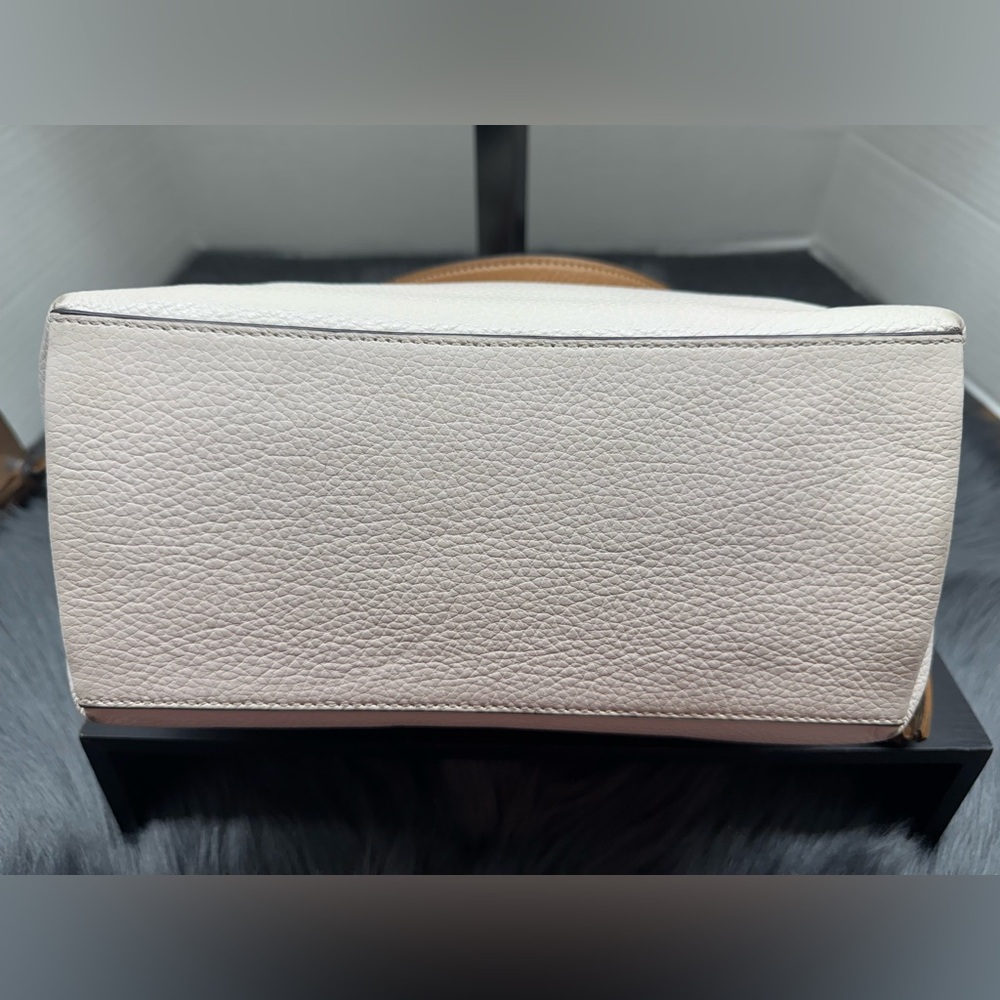 Coach Andy Horse & Carriage Tote - Picture 6 of 13